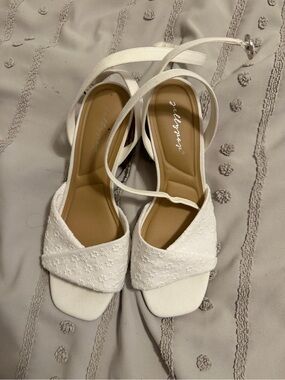 Jellypop White Lace Square-Toe Ankle Wrap Sandals - Women